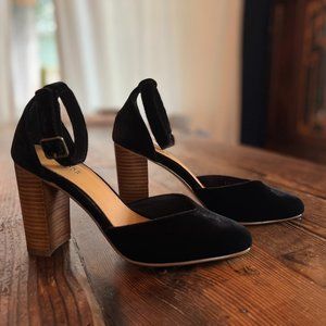 Soludos Collette Heel - Black Velvet - Size 9